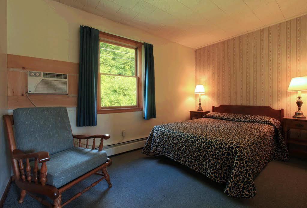 Ladd Brook Inn Pownal ห้อง รูปภาพ